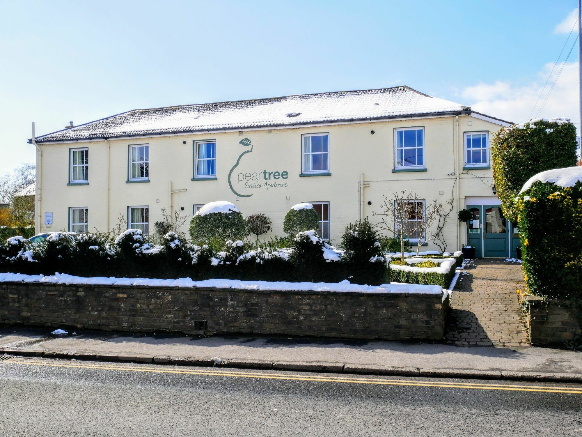 Peartree Serviced Apartments Salisbury Esterno foto