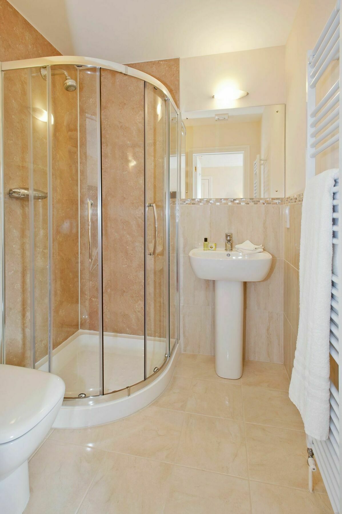 Peartree Serviced Apartments Salisbury Esterno foto
